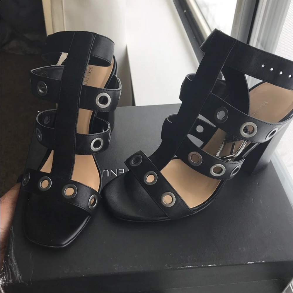 Saks Fifth Shoes